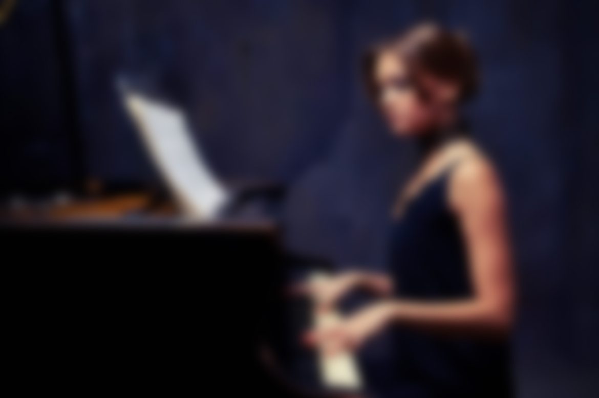 Nuevo Lanzamiento Del La Cancion “Como Un Fantasma”